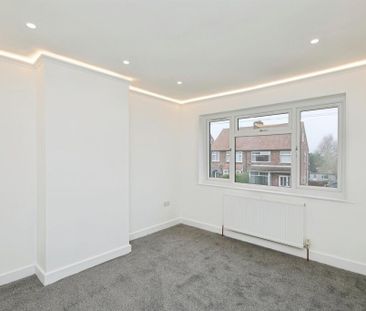 3 bedroom property to rent - Photo 3