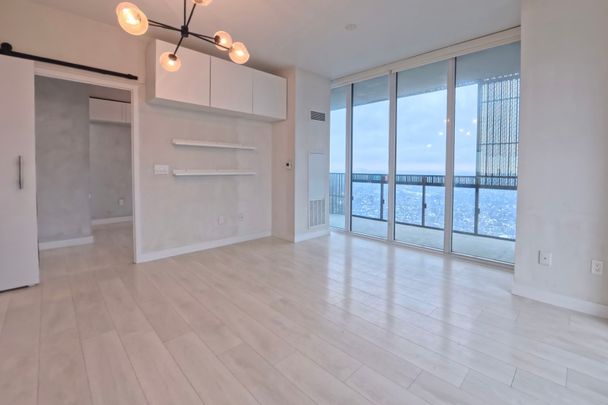 For Lease - 8 Eglinton Avenue Unit# 5608, Toronto, Ontario - Photo 1