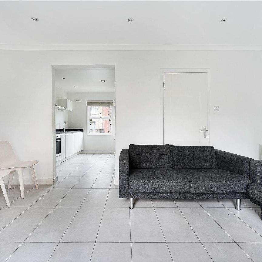 Glyn Road , E5 0JP - Photo 1