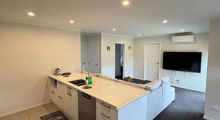 Furnished room in Rototuna hamiltonFlatmate wanted - Photo 2