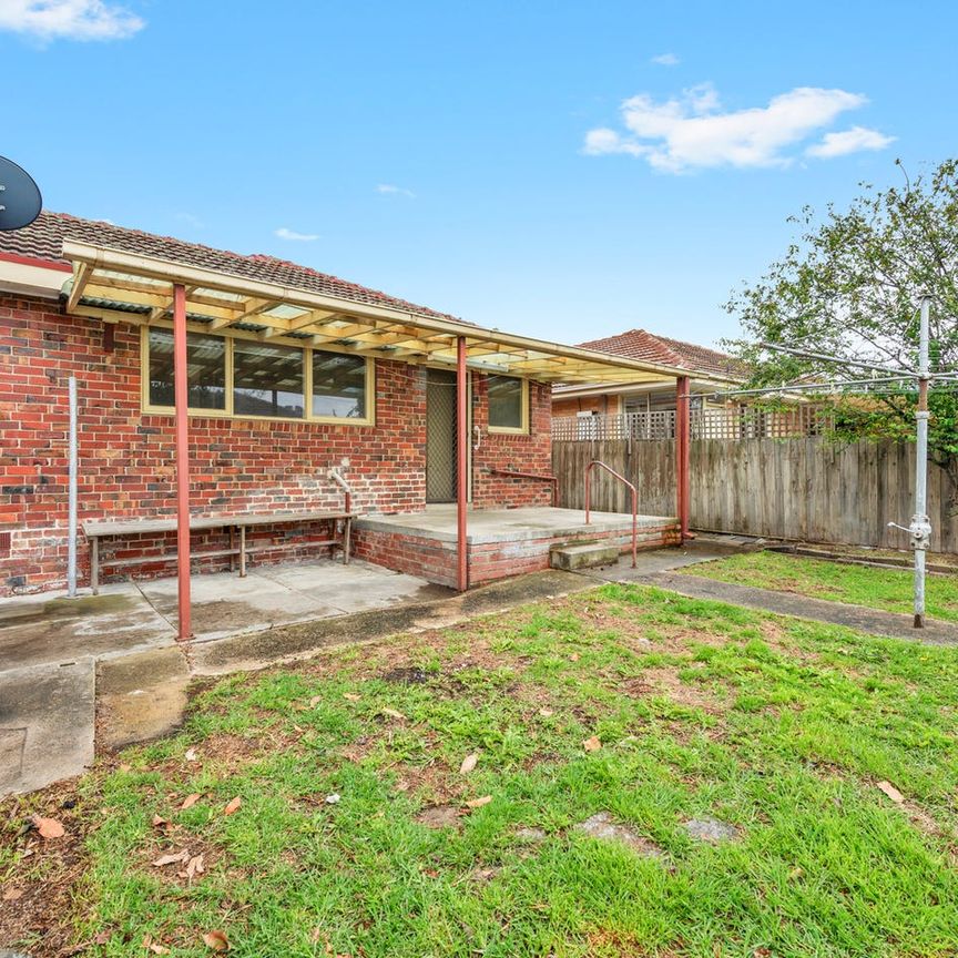 Modern 3-Bedroom Home in Prime Seaford Location - Photo 1