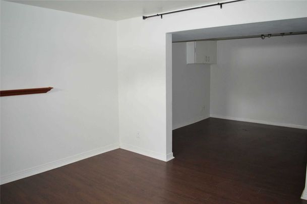 For Lease - 24 Holman Crescent, Aurora, Ontario - Photo 1