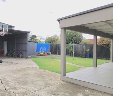 20 Ash Grove, Keilor East VIC 3033 - Photo 6