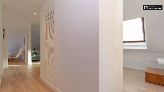 Modern 2-bedroom apartment for rent in Malasaña - Foto 1