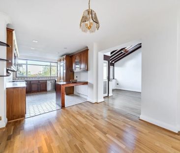 4 bedroom semi-detached house to rent - Photo 5