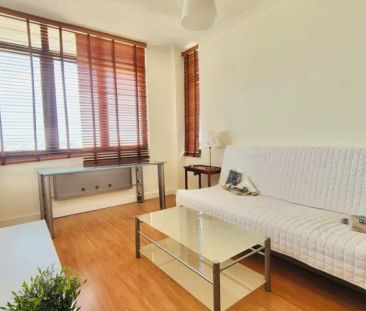 Apartamento en alquiler en Calle de Santiago - Photo 1