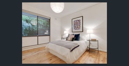 Perfectly Positioned, Secure and Spacious. - Photo 3