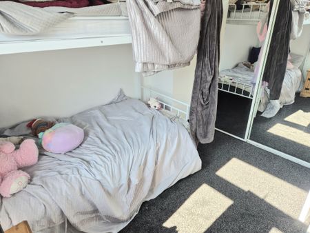 Empsall Row, Brighouse - Photo 4