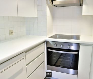 Ongemeubeld appartement met 3 slaapkamers op de Lippenslaan te Knokke. - Photo 4