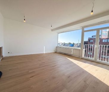 Appartement te huur in Kortrijk voor € 950 met 2 slaapkamers - Photo 1