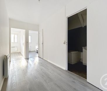 Location Appartement 2 pièces 53m² TROYES 10000 - Photo 4