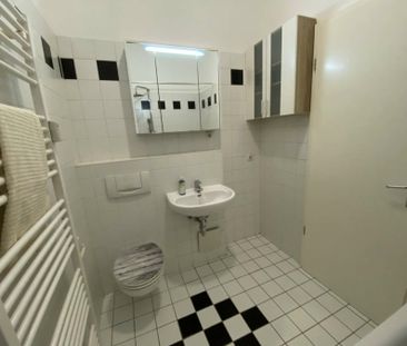 Wunderschöne ruhig gelegene 2-Zimmer-Erdgeschoss Wohnung in Sonneberg - Photo 4