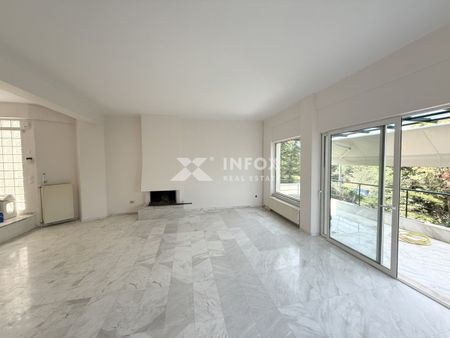 Τριώροφη πλήρως ανακαινισμένη μονοκατοικία με εκπληκτική θέα - Φωτογραφία 2