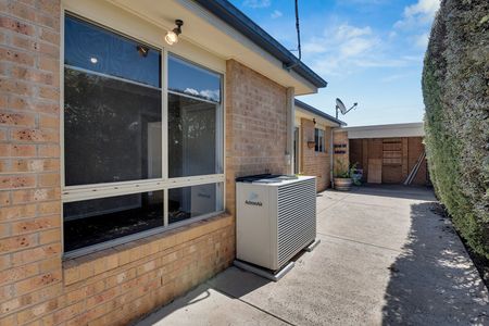 2/50 Thackeray Road, Reservoir VIC 3073 - Photo 5