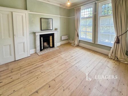 5 bedroom detached house to rent - Photo 4