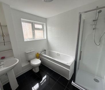 3 bedroom property to rent - Photo 2