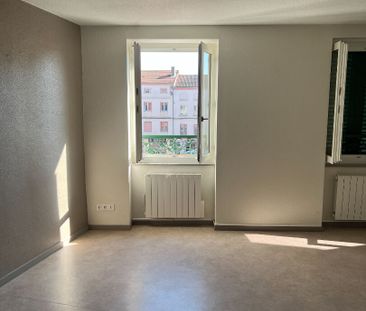 Location Appartement 1 pièce 27m² - Photo 4