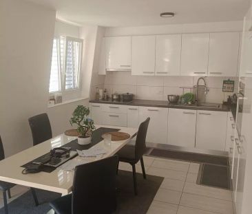 Bel appartement au 2ème étage - Photo 3
