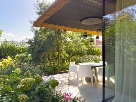 Uitzonderlijke nieuwbouwvilla te huur in een residentiële woonwijk nabij de Charl's te Knokke - Photo 2