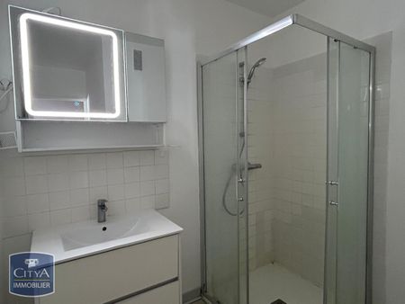 Location Appartement 3 pièces 64m² BLOIS 41000 - Photo 3