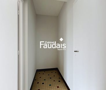 Location Appartement 2 pièces 39m² CONDE SUR VIRE 50890 - Photo 4