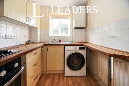 Hedley Rise - Wigmore - Luton - Bed House, LU2 - Photo 4