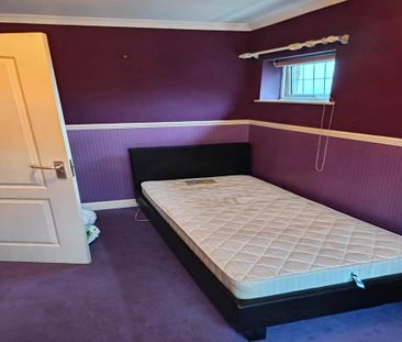 1 bedroom in a house share to rent - Photo 4