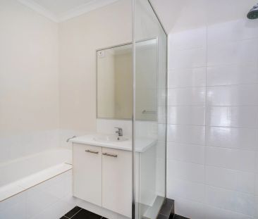 Beautiful home in fantastic location! - Photo 5