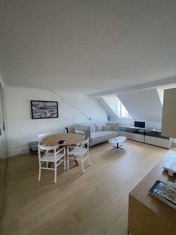 Location Appartement Paris 8 2 Pièces 40 m² - Photo 5