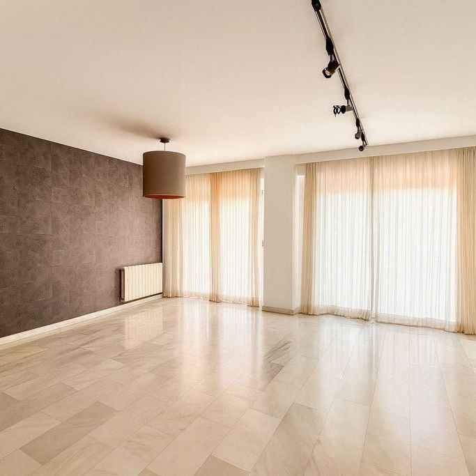4 room luxury penthouse for rent in Valencia, Spain - Photo 1