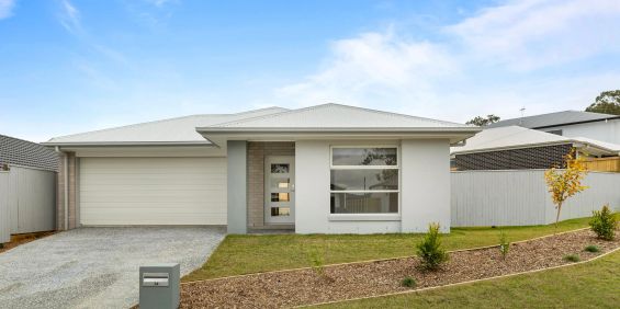 Near New 4-Bedroom Home in Logan Reserve – Move In Ready! - Photo 3