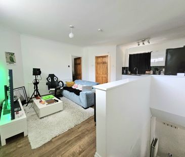 2 Bed Flat, Napier Road, LU1 - Photo 3