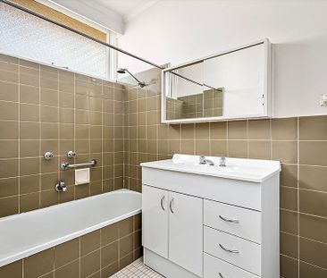 6/27 Pakington Street, Kew VIC 3101 - Photo 3