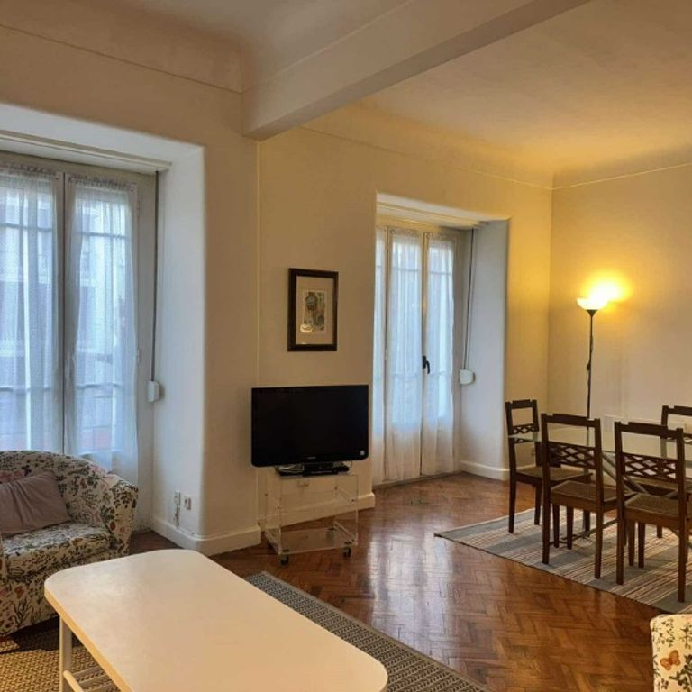 3 room luxury Flat for rent in Lisbon, Portugal - Photo 1