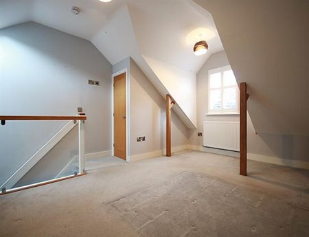 3 Bedroom Terraced To Let - Photo 5