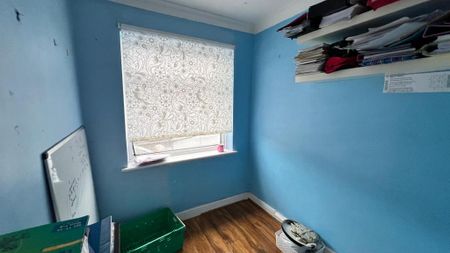 3 bedroom terraced house to rent - Photo 2