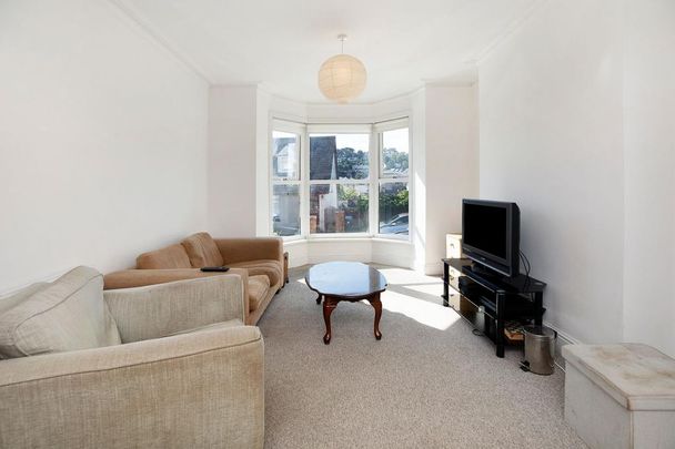 4 bedroom terraced house to rent - Photo 1