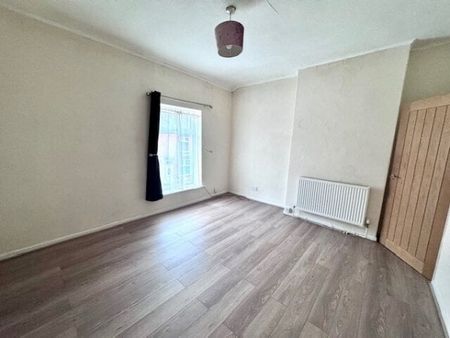 Longfield Road, Bolton BL3 - Photo 2