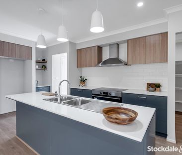 Luxurious Living Awaits in Redstone! - Photo 6