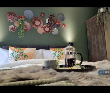 1 bedroom in a house share to rent - Photo 6