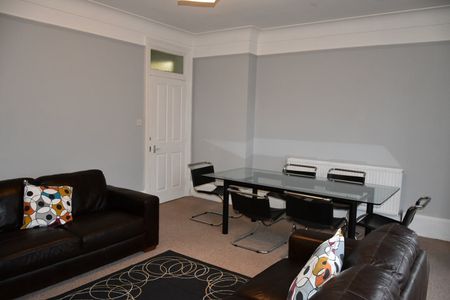 2 Bed Flat, Widdenham Road, N7 - Photo 3