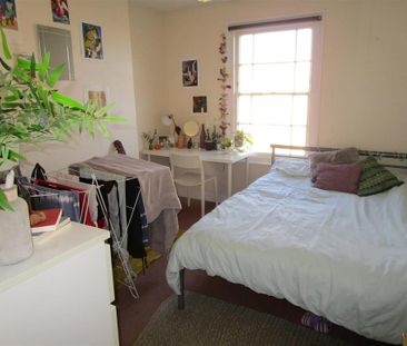 6 bedroom terraced house to rent - Photo 5