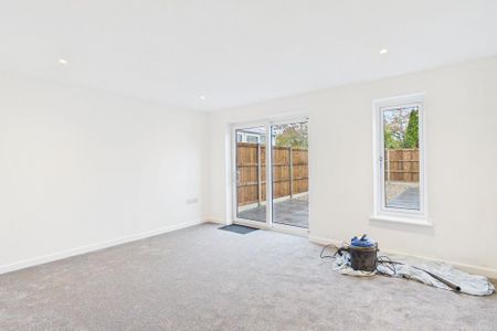 3 bedroom semi-detached house to rent - Photo 3