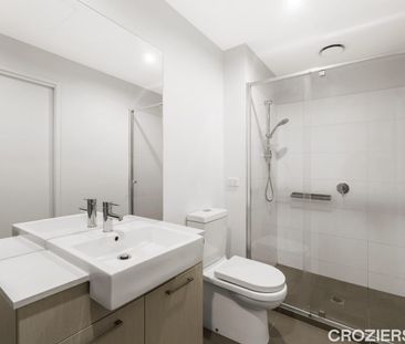 Unbeatable location - Photo 4