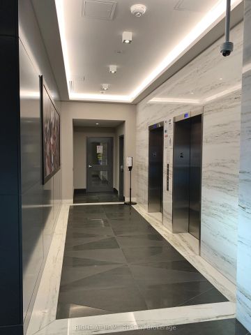 7 Kenaston Gardens #G13 - Photo 2