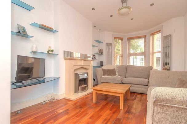 5 bedroom terraced house to rent - Photo 1