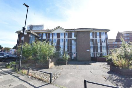 Napier Street, Newcastle Upon Tyne, NE2 - Photo 3