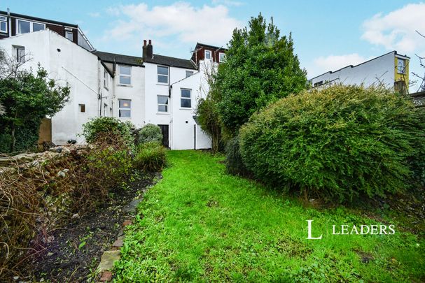 3 bedroom house to rent Cobden Road, Brighton, East Sussex, BN2 - Photo 1