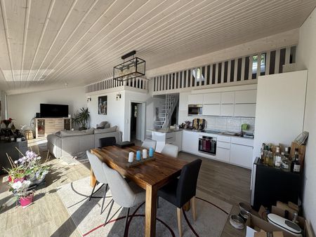 TRÈS LUMINEUX AVEC VUE IMPRENABLE SUR LE LAC - Photo 3