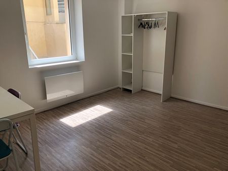 Location Appartement 1 pièce 21m² - Photo 5